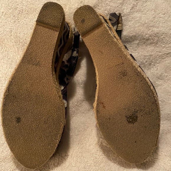 Peep toe wedges - Picture 4 of 4